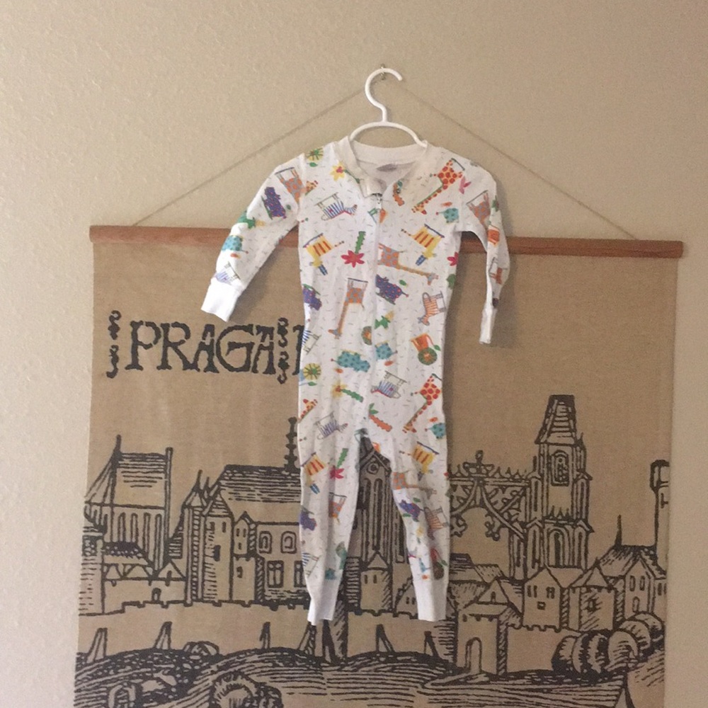 Hanna Andersson 100% cotton zip front romper